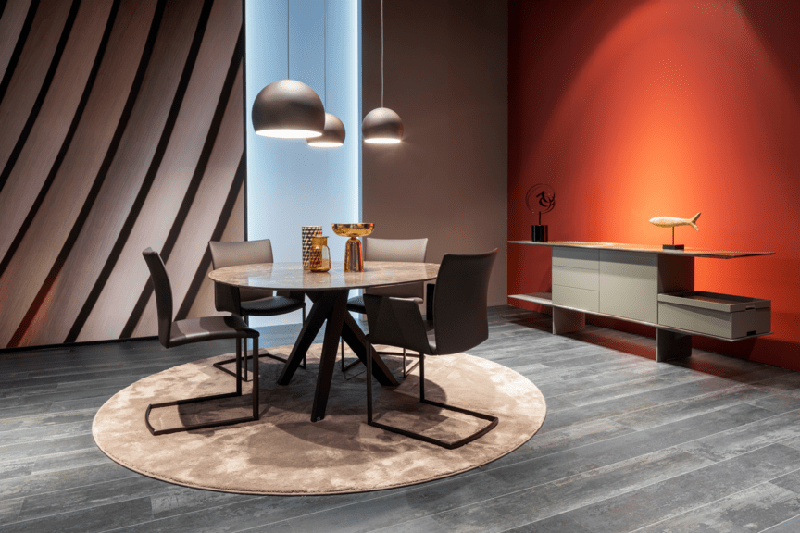 Forme parte de la imm Cologne 