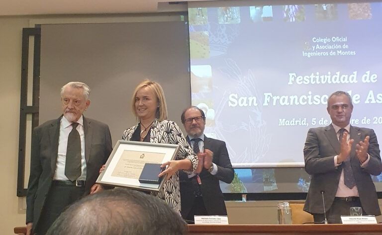Arancha López de Sancho recibe la mención especial Jacobo Ruiz del Castillo