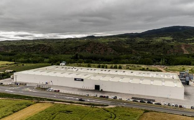 El fondo de inversión CARLYLE compra GARNICA