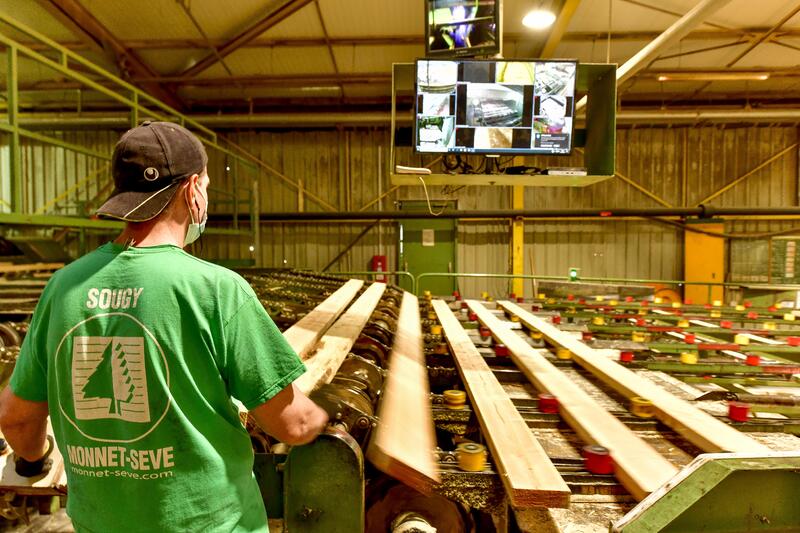 El aserradero de Sougy-sur-Loire, especializado en la transformación de coníferas, ya cuenta con la certificación FSC