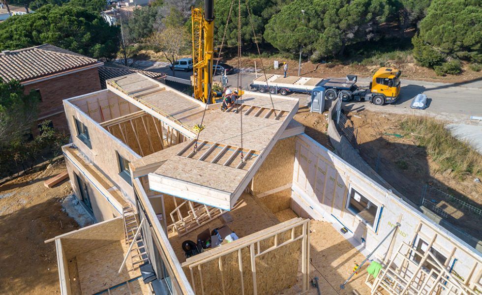“Hasta el 70% de una vivienda se puede fabricar con madera”