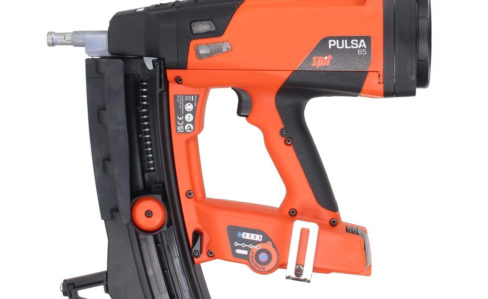 ITW lanza su nueva clavadora SPIT PULSA65P