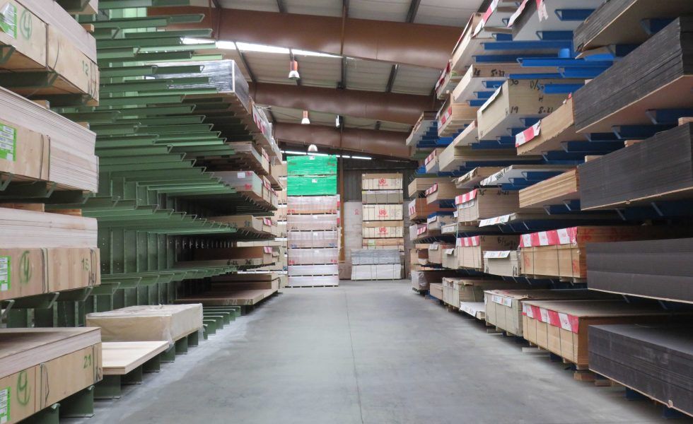 Estanterías cantiléver y de paletas para MADERAS BESTEIRO