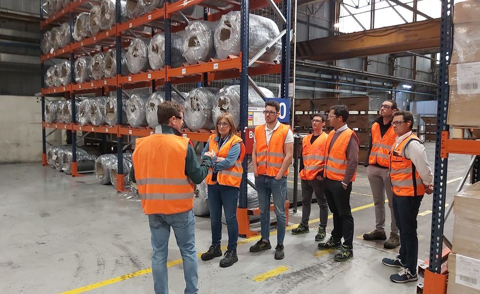 Visita de distribuidores a la fábrica de ITW Construction en Burgos
