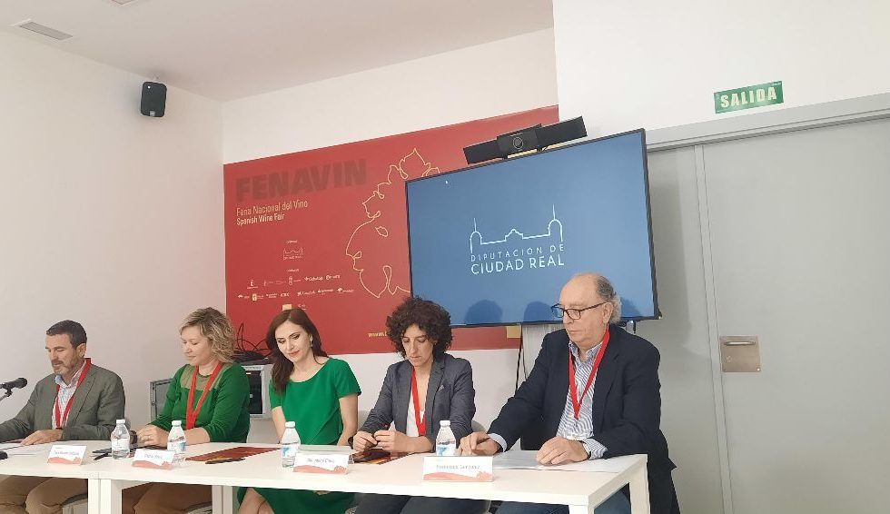 Los tapones de corcho natural contribuyen a proteger los alcornocales