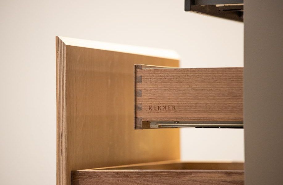 REKKER, el sastre de la cocina, incorpora el arte de la cola de milano