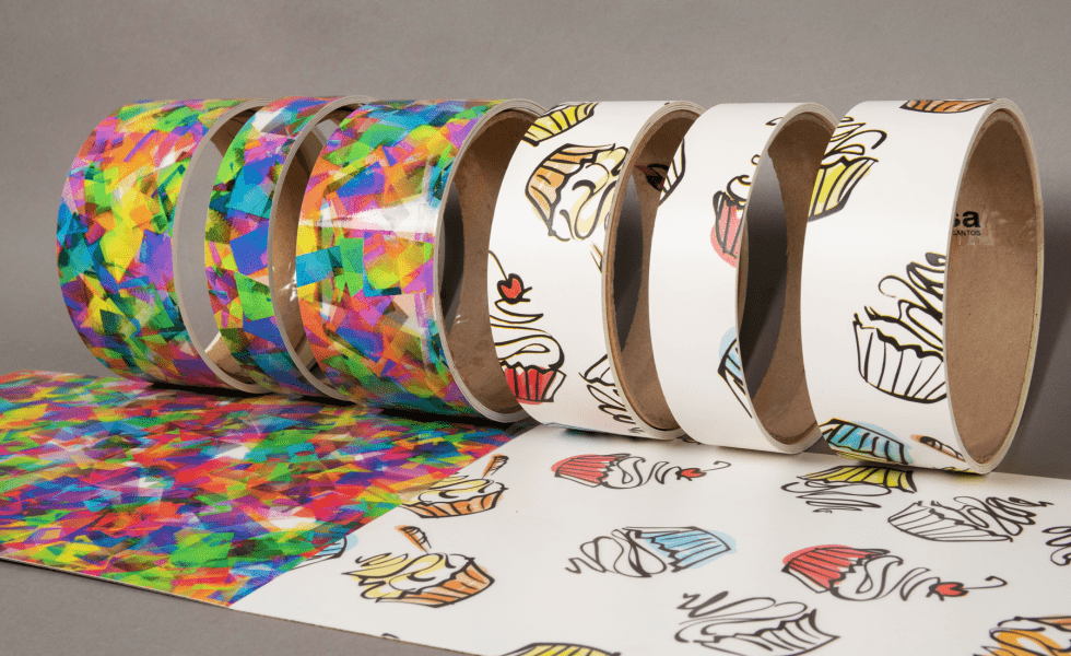 CANTISA ofrece cantos a juego con los laminados de POLYREY®