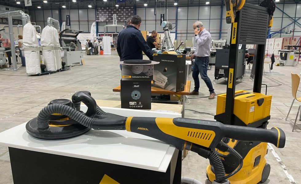 MIRKA LEROS-S conquista también Galicia