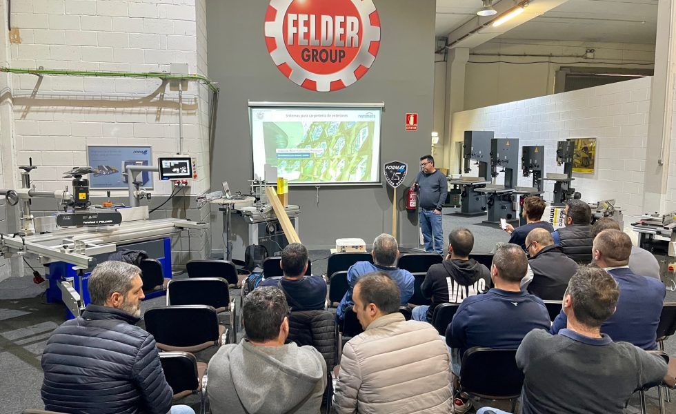 FELDER Tek Window muestra el camino hacia sistemas industrializados de fabricación de ventanas de madera
