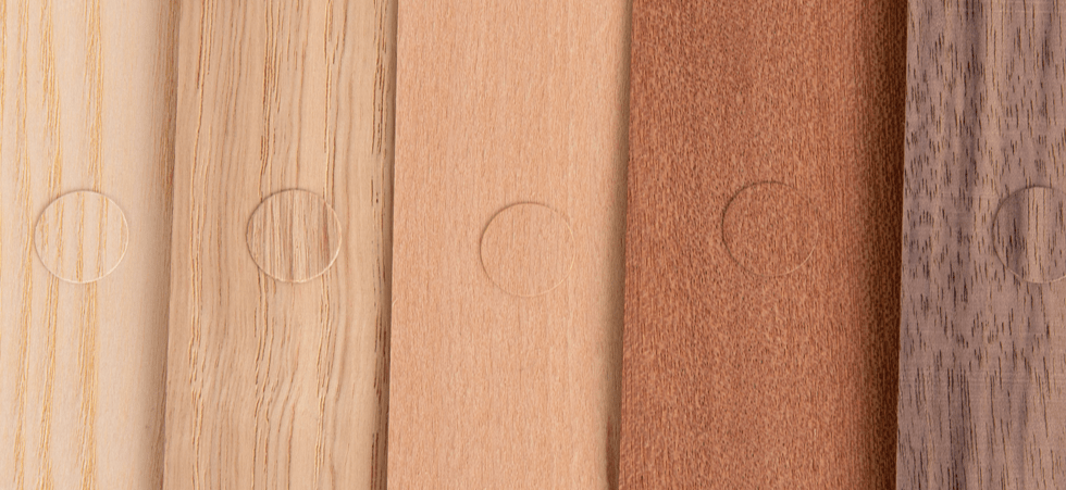 CANTISA ofrece cubretornillos adhesivos de auténtica madera