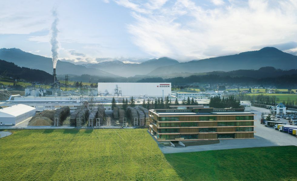 El Grupo EGGER registró una evolución estable de su actividad en el primer semestre