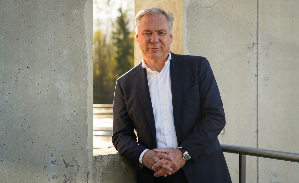 SCHATTDECOR: Roland Heeger cede el testigo a Claus Neuffer