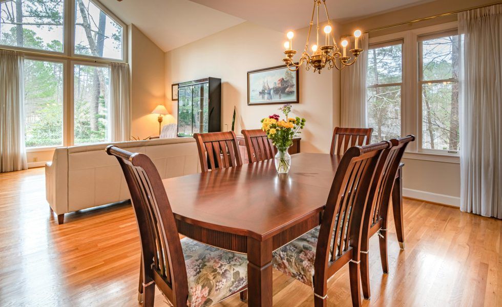 Armonía y funcionalidad: Equilibrando estética y practicidad en tu comedor