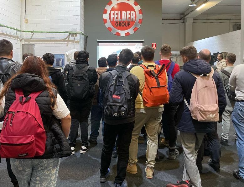 Estudiantes de FP celebran el Día del Carpintero en Felder Group