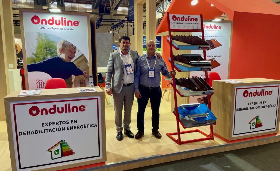 ONDULINE exhibió en Construmat sus soluciones integrales de cubierta