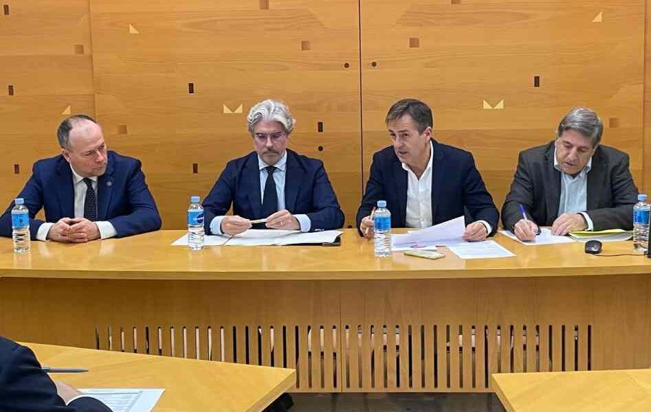 Un 20% de las empresas del sector de la madera de Valencia están en “peligro de cierre”