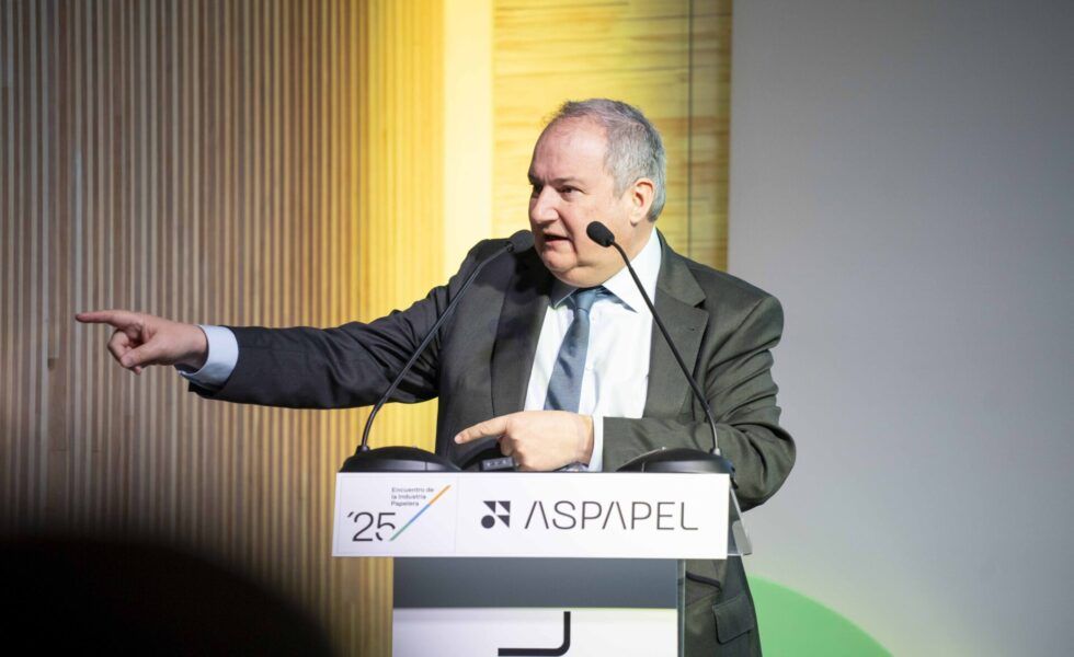 Jordi Hereu inaugura el encuentro de ASPAPEL en un momento clave para la reindustrialización