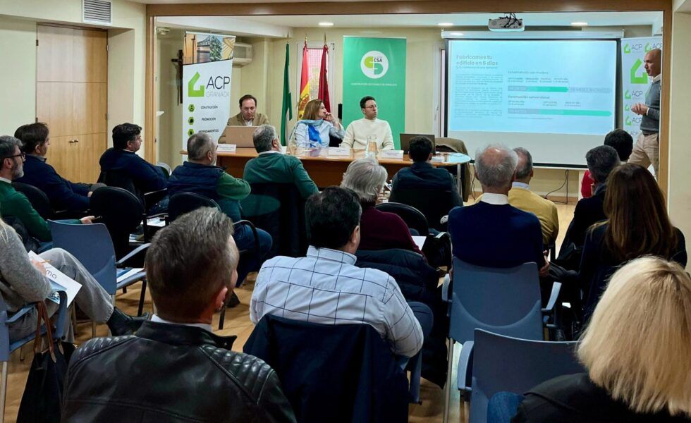 El método constructivo industrializado con madera de ARQUIMA genera un gran interés en Granada