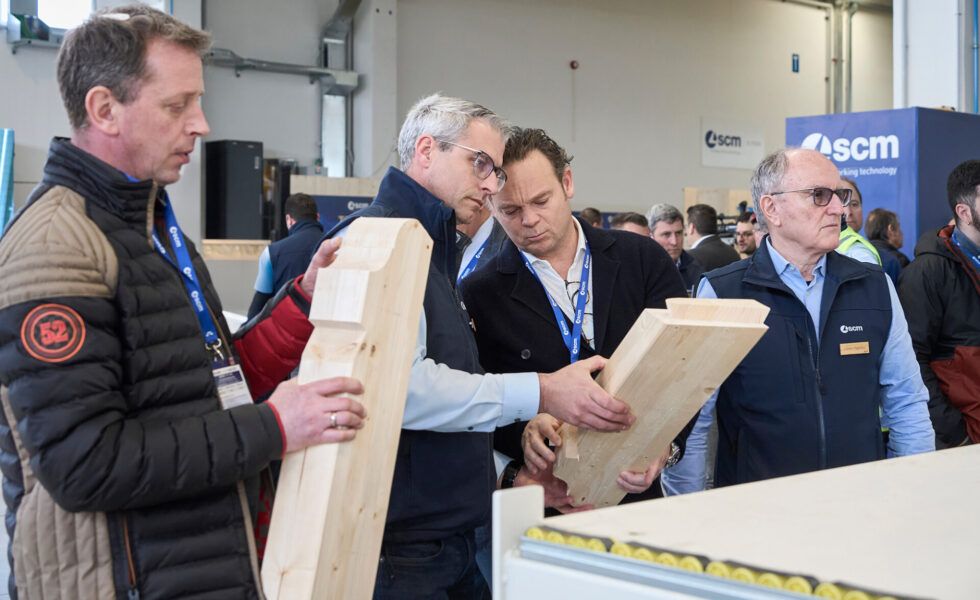 TIMBER CONSTRUCTION DAYS: Expertos de la industria de la construcción en madera en la sede de SCM de Sinalunga