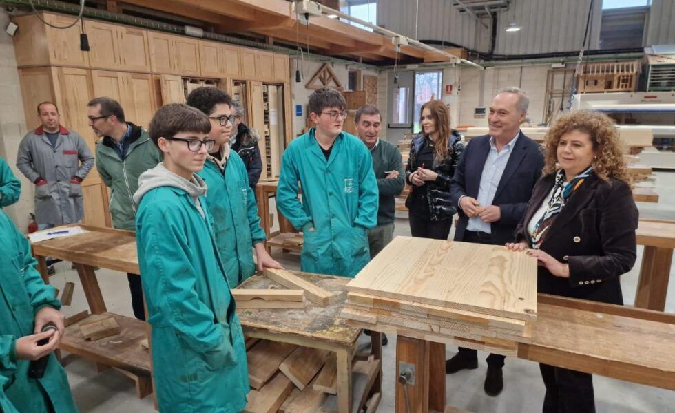 El CIFP A Xunqueira apuesta por la simulación de procesos como el corte y el mecanizado