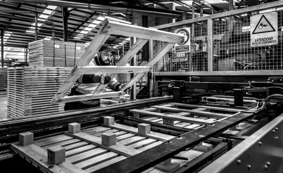 AGLOLAK conmemora su 50 aniversario con un magnífico libro fotográfico