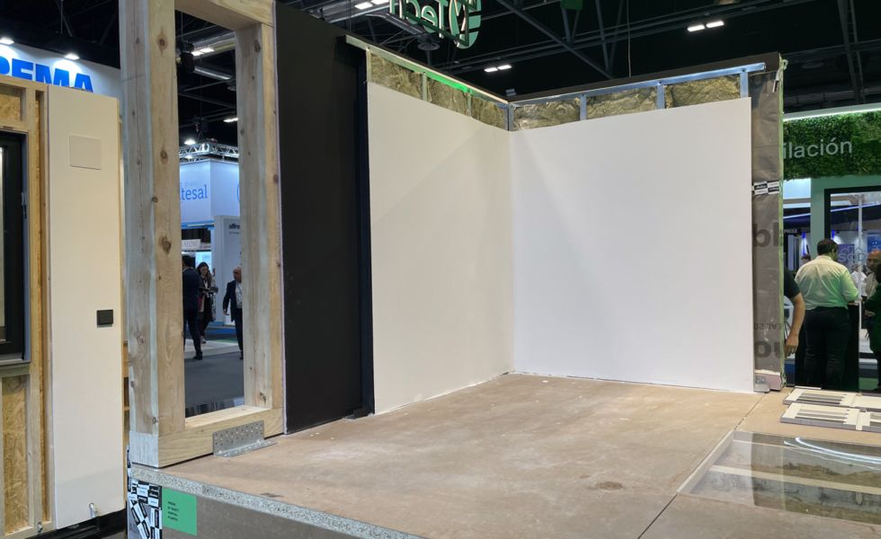 LIGNUM TECH suma los forjados ligeros a su producción de fachadas y pods de baño