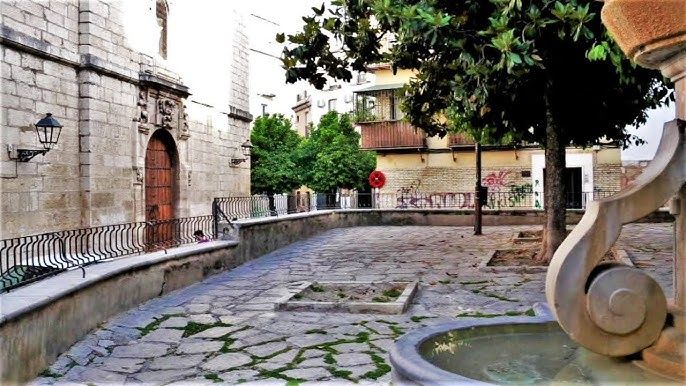 MILESI devuelve el esplendor a las puertas de la histórica iglesia de San Bartolomé en Jaén