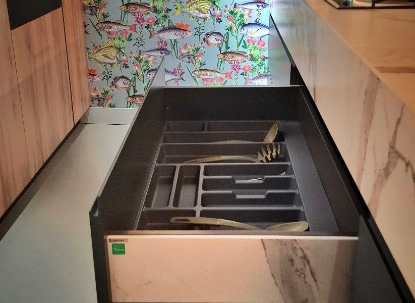 NATURIA KITCHEN refuerza su apuesta por la personalización con DEKTON y GRASS