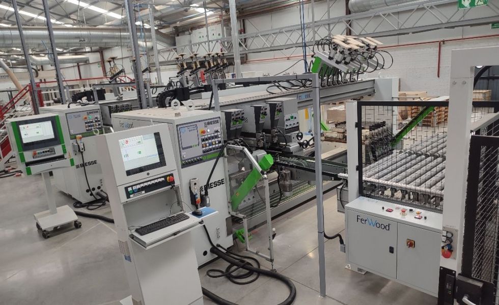 Grupo líder en España en el sector del mueble adquiere una línea automática de taladros FERWOOD Approved