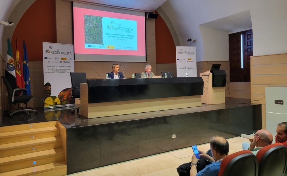 REDFORESTA 2025 reunió en Cáceres a cerca de 200 profesionales para debatir el futuro del sector forestal