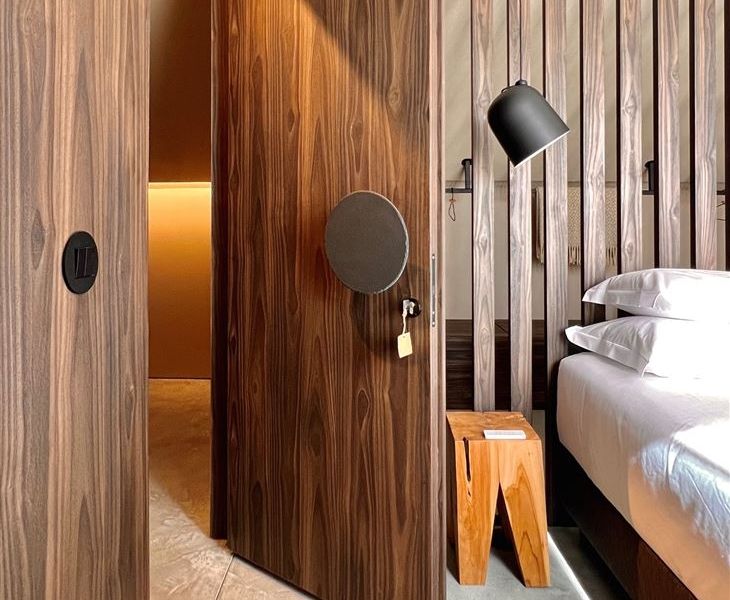 GABARRÓ ofrece soluciones en revestimientos para hostelería e interiorismo con las melaminas de CLEAF