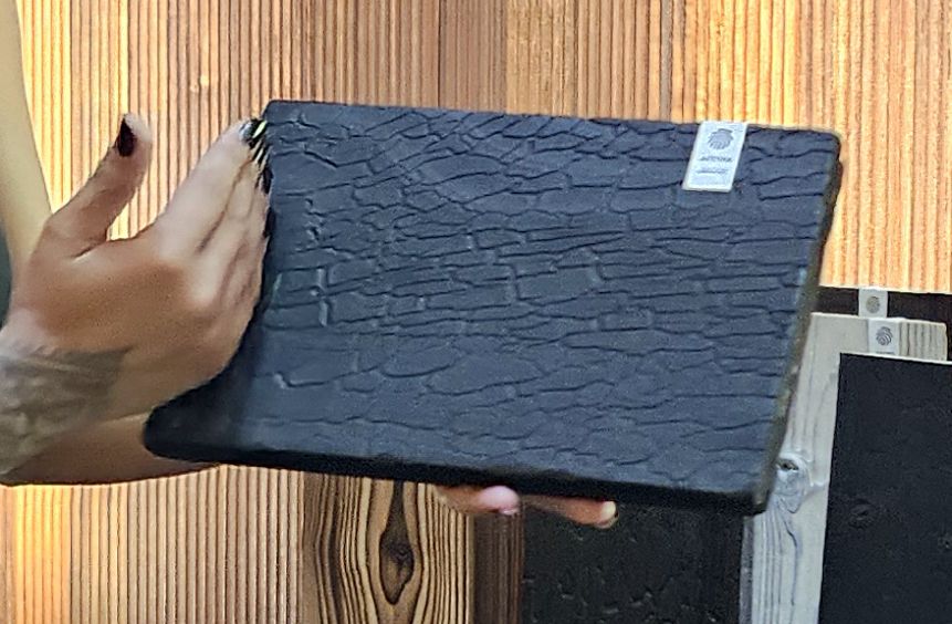 ZENWOOD introduce en España su madera carbonizada