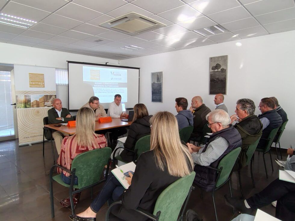 FEARMAGA celebra la ampliación de carga máxima en transporte de madera en rollo