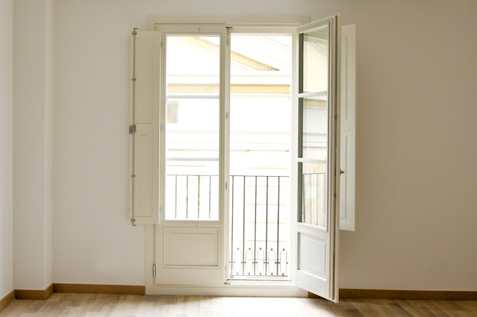 EL EBANISTA DE SANTS, especialista en restauración de carpintería exterior y mobiliario