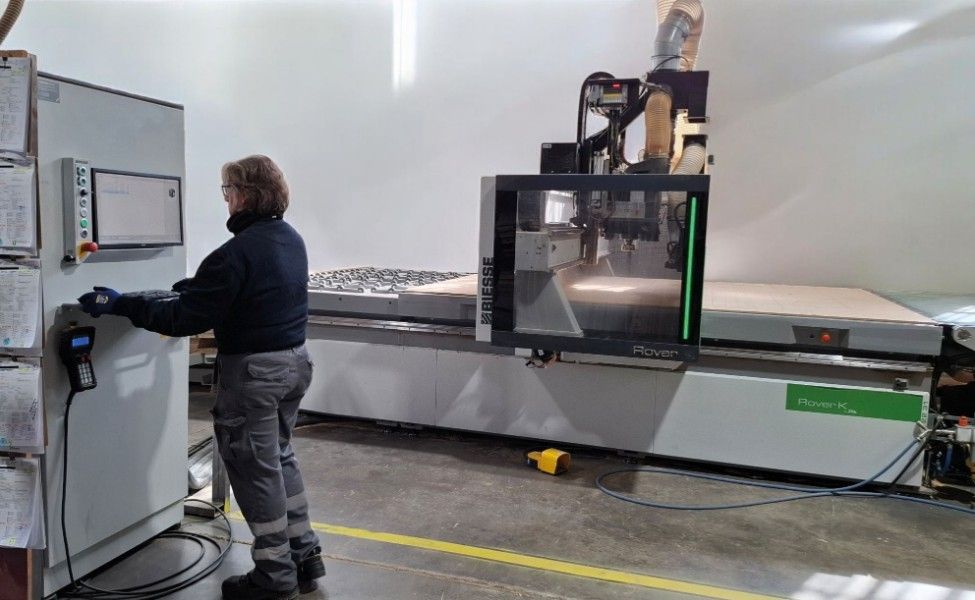 NATURIA KITCHEN refuerza su línea de producción con BIESSE