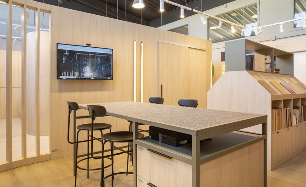 GALEFUSION pone en valor el oficio de la carpinteria y la madera