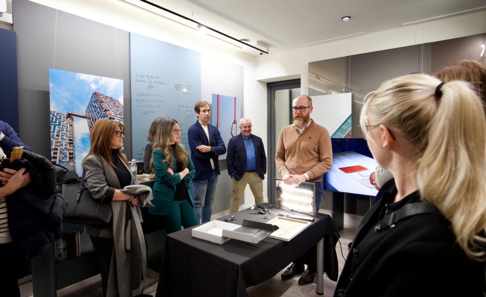 REHAU Interior Solutions y HÄFELE proponen innovadoras combinaciones de materiales para crear ambientes de diseño