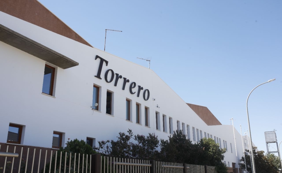 TORINCO refuerza su liderazgo industrial con la planta de barnizado más avanzada del sector