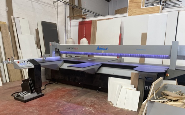 CARPIDECOR DAVID incorpora un centro de corte FIMAL en su taller
