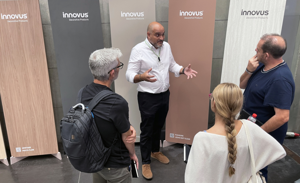 SONAE ARAUCO suma tres nuevos unicolores con el fin de completar la gama cromática de su catálogo