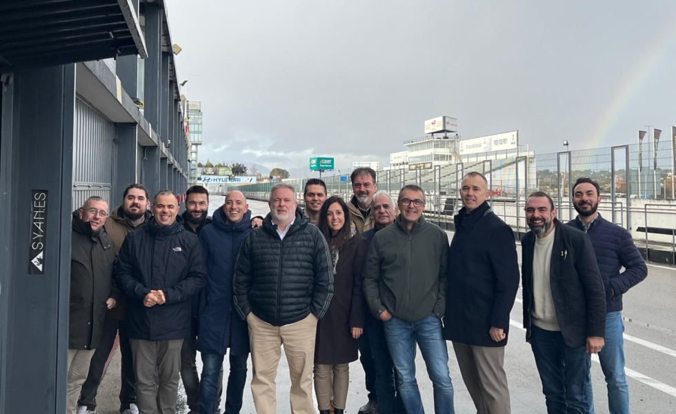 Estrategia, innovación y velocidad: MIRKA Ibérica reúne a sus distribuidores en el Circuito del Jarama en Madrid