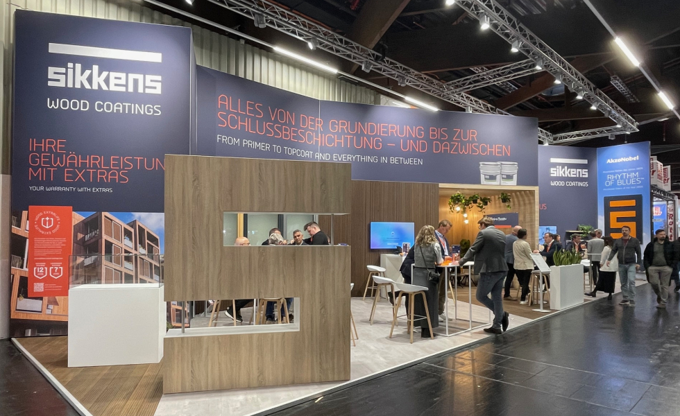 SIKKENS presentó en Fensterbau Frontale sus nuevas soluciones para la protección y el acabado de la madera