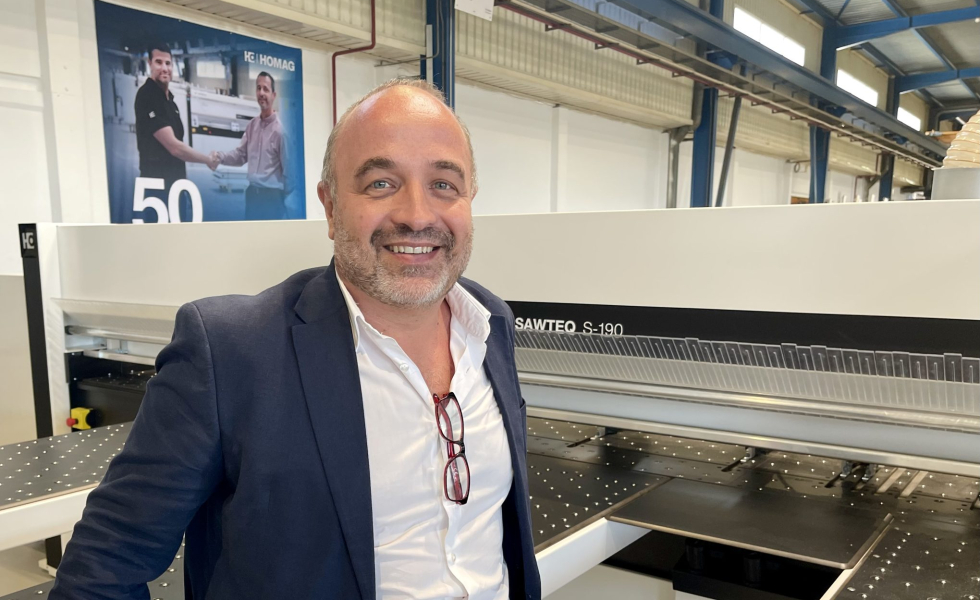 “China ha crecido por encima de su demanda doméstica, lo que genera un excedente de producción que rebosa hacia el exterior”